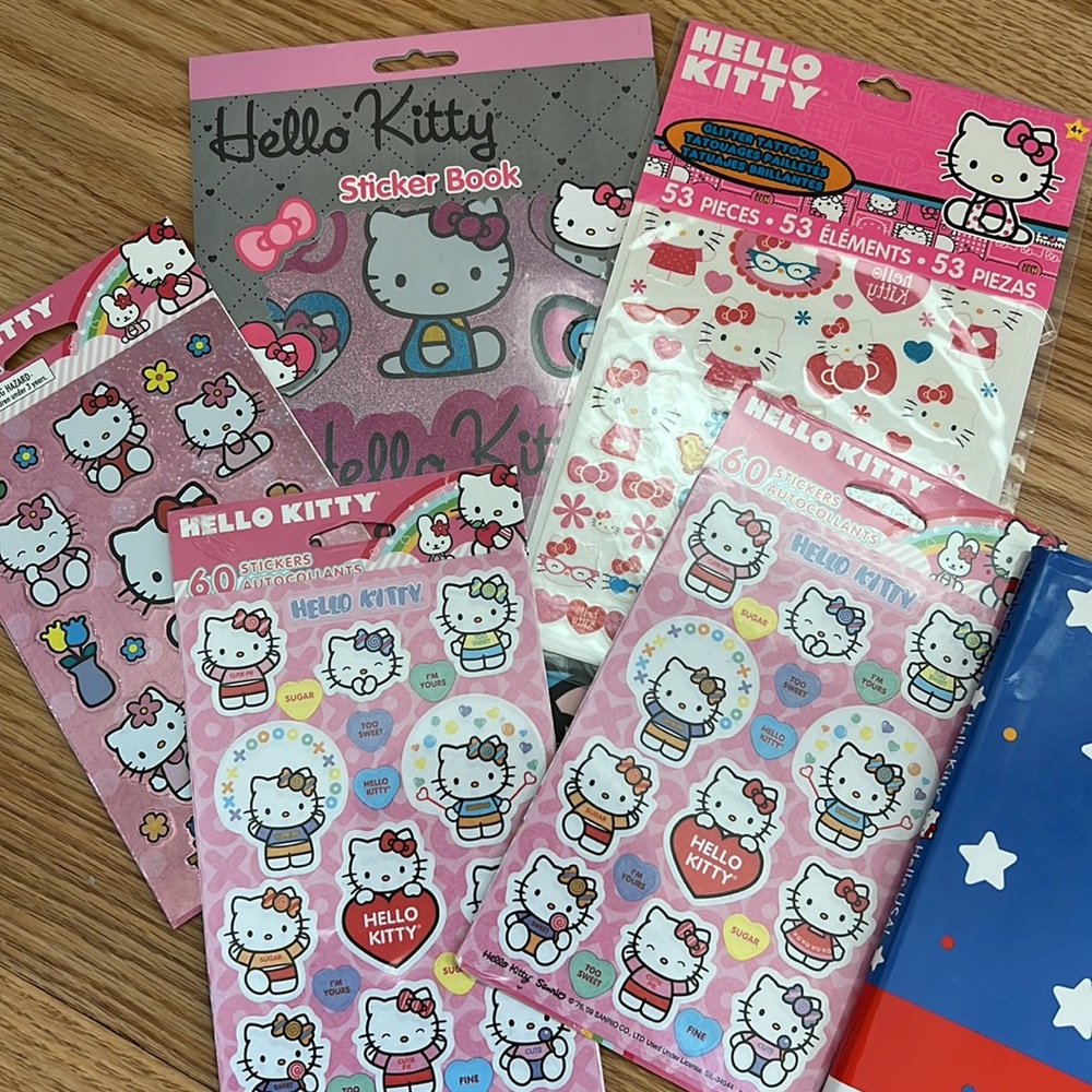 Hello Kitty - Picture 3 of 4